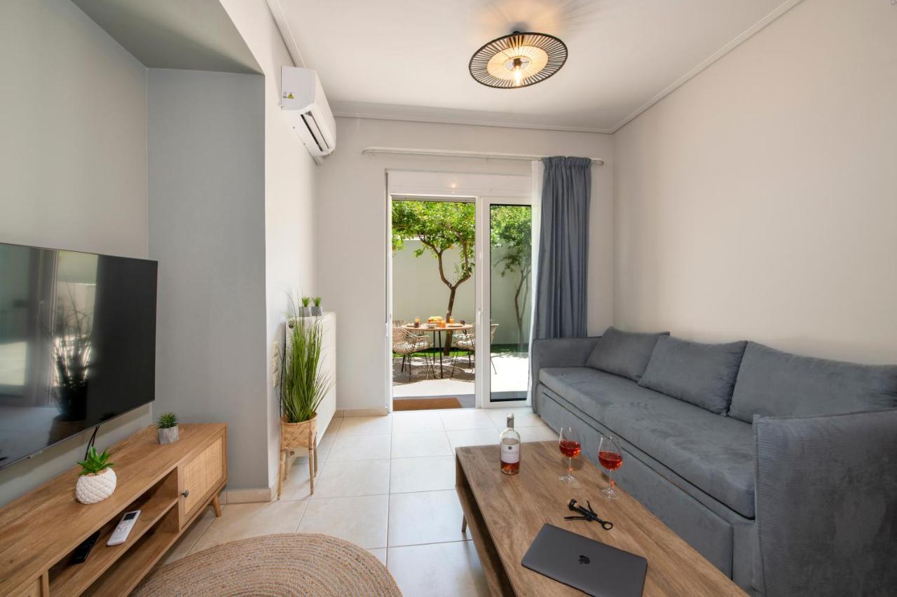 Inner City Retreat Apartment Chania  Bagian luar foto