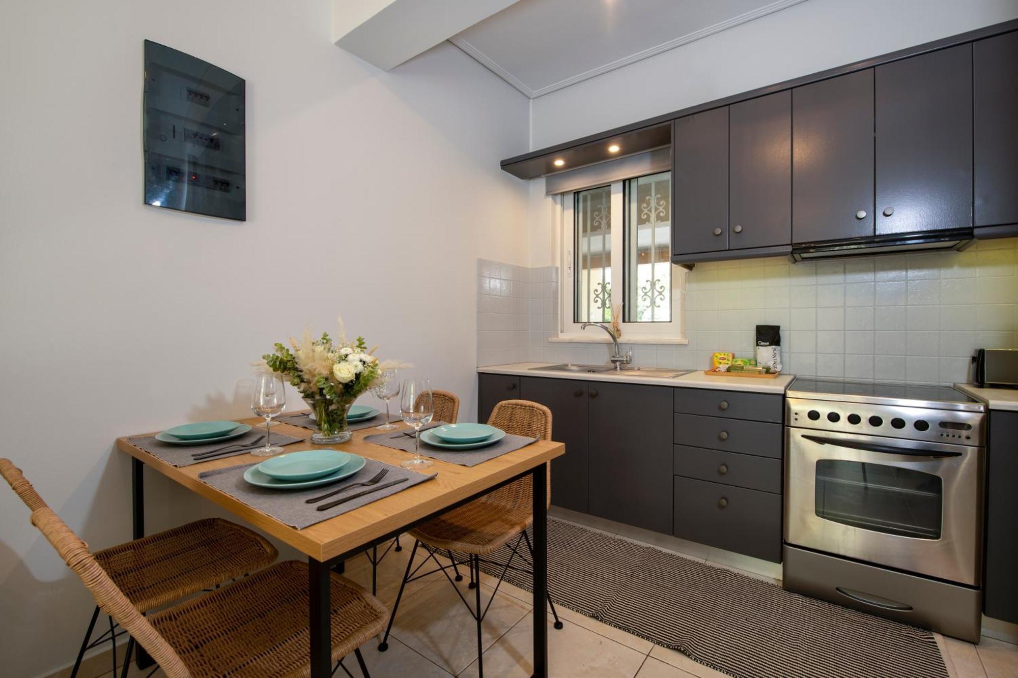 Inner City Retreat Apartment Chania  Bagian luar foto